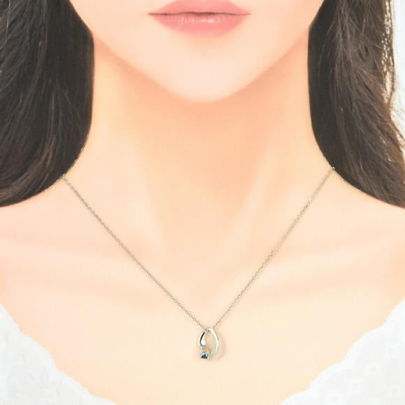 Gucci Sterling Silver Blue Topaz GG Logo Pendant Necklace - Picture 8 of 8